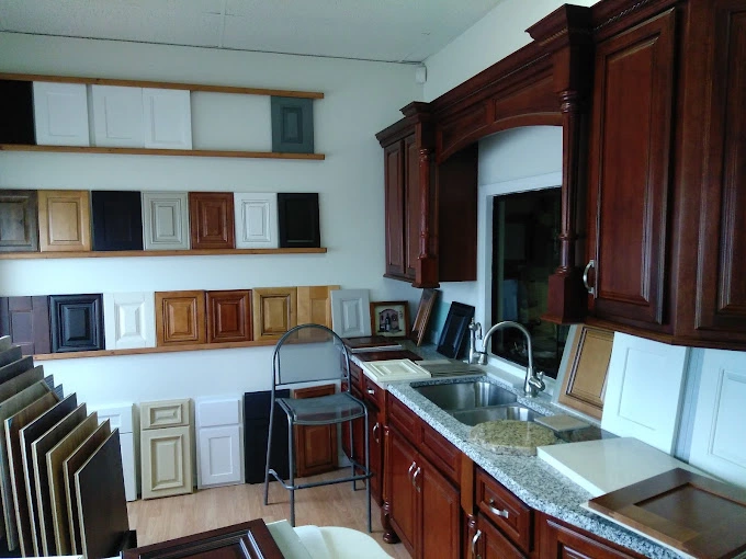 Many styles and colors of kitchen cabinets