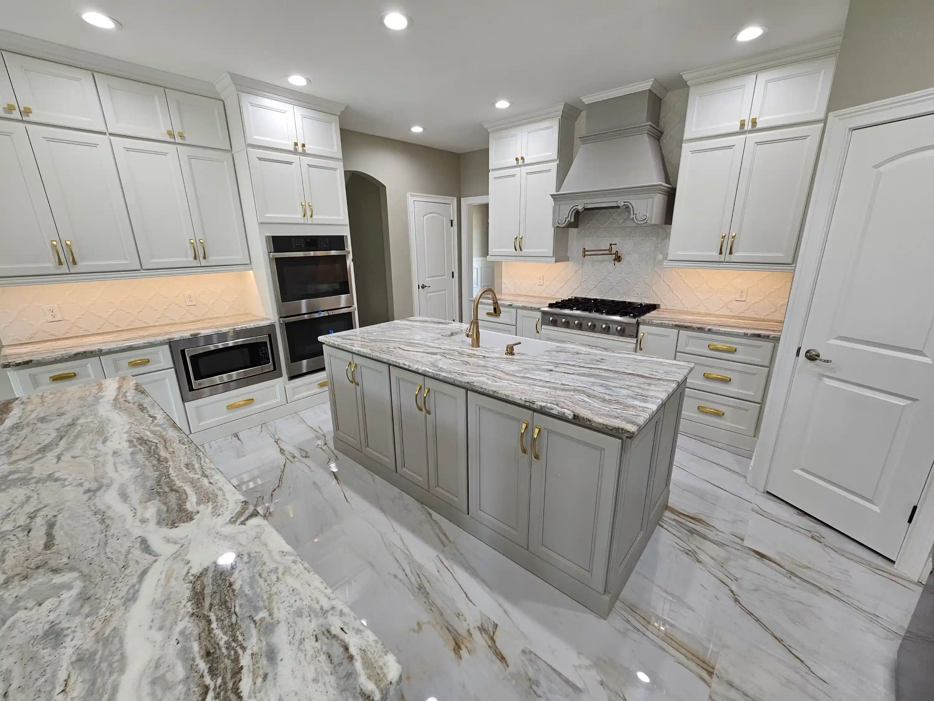 Lenoir City, TN Kitchen Cabinets - Customized Storage for Your Dream Kitchen